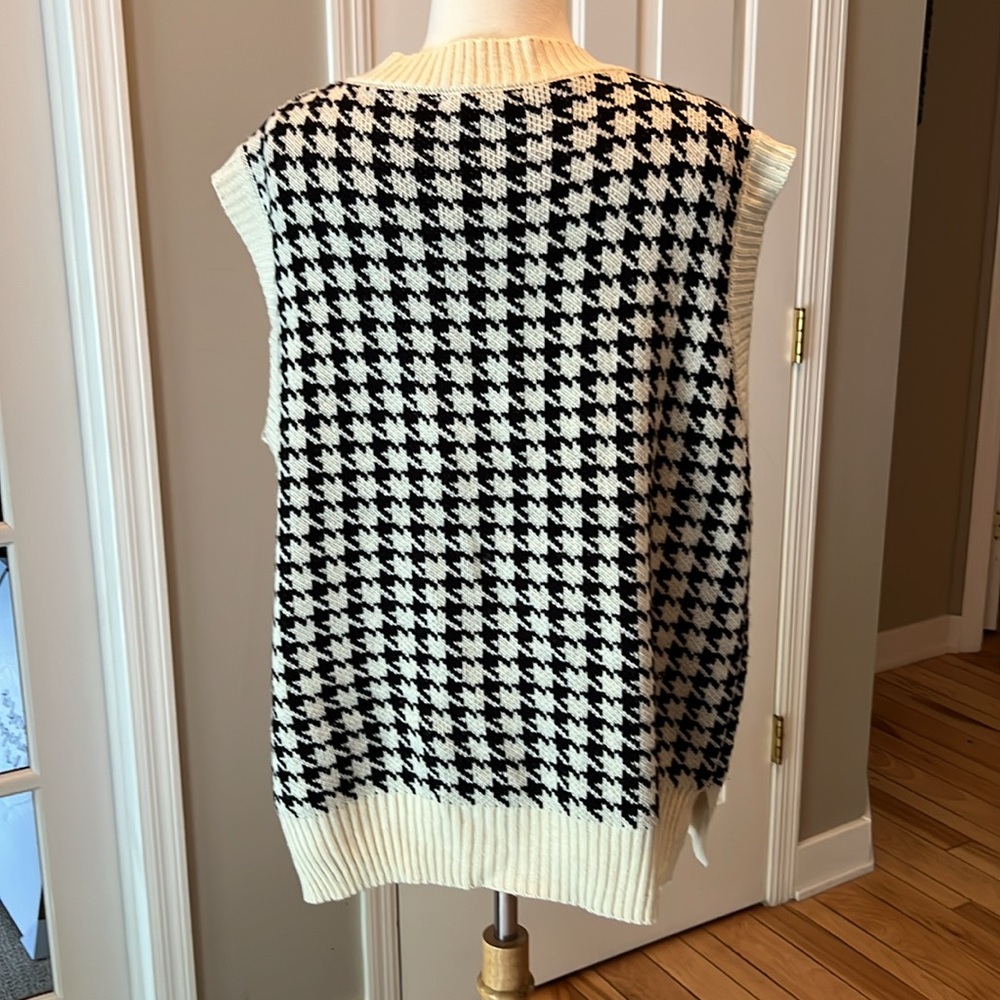 Double Zero Vest - image 3